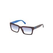 Stijlvolle zonnebril met blauwe gradientlens Guess , Brown , Heren