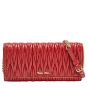 Pre-owned Leather wallets Miu Miu Pre-owned , Red , Dames