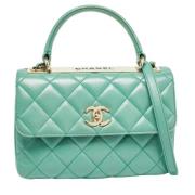 Pre-owned Leather handbags Chanel Vintage , Green , Dames