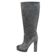 Pre-owned Suede boots Chanel Vintage , Gray , Dames