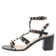 Pre-owned Leather sandals Valentino Vintage , Black , Dames