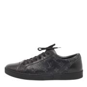 Pre-owned Canvas sneakers Louis Vuitton Vintage , Black , Heren