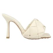 Leather mules Bottega Veneta , Beige , Dames