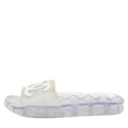 Pre-owned Rubber sandals Chanel Vintage , Gray , Dames