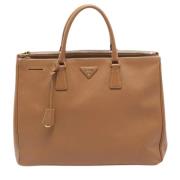 Pre-owned Leather totes Prada Vintage , Beige , Dames