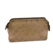 Pre-owned Leather pouches Chanel Vintage , Beige , Dames