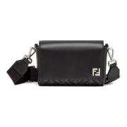 Zwarte compacte messenger tas met FF-applicatie Fendi , Black , Heren