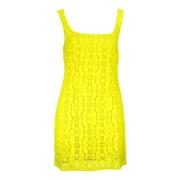 Chique Gele Mouwloze Jurk Vierkante Halslijn Desigual , Yellow , Dames