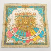 Pre-owned Silk scarves Hermès Vintage , Multicolor , Dames