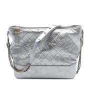 Pre-owned Leather shoulder-bags Chanel Vintage , Gray , Dames