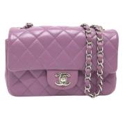 Pre-owned Leather chanel-bags Chanel Vintage , Purple , Dames