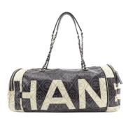 Pre-owned Leather travel-bags Chanel Vintage , Black , Dames