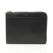 Pre-owned Leather clutches Yves Saint Laurent Vintage , Black , Dames