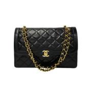 Pre-owned Leather crossbody-bags Chanel Vintage , Black , Dames