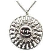 Pre-owned Metal chanel-jewelry Chanel Vintage , Gray , Dames