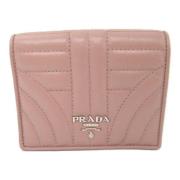 Pre-owned Leather wallets Prada Vintage , Beige , Dames