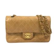 Pre-owned Leather chanel-bags Chanel Vintage , Beige , Dames