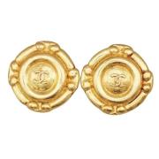 Pre-owned Metal earrings Chanel Vintage , Yellow , Dames