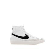 Vintage Mid '77 Witte Schoenen Nike , White , Dames