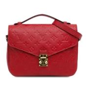 Pre-owned Leather shoulder-bags Louis Vuitton Vintage , Red , Dames