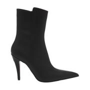 Zwarte leren enkellaarzen met schedel Alexander McQueen , Black , Dame...