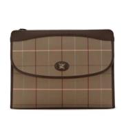 Pre-owned Nylon clutches Burberry Vintage , Brown , Dames