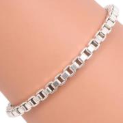 Pre-owned Silver bracelets Tiffany & Co. Pre-owned , Gray , Dames