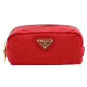 Pre-owned Fabric clutches Prada Vintage , Red , Dames