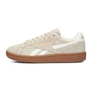 Beige Suède Lage Top Sneakers Reebok , Beige , Dames