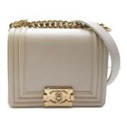 Pre-owned Leather shoulder-bags Chanel Vintage , White , Dames