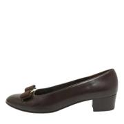 Pre-owned Leather heels Salvatore Ferragamo Pre-owned , Brown , Dames