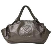 Pre-owned Leather handbags Loewe Pre-owned , Gray , Dames