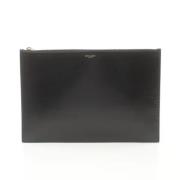 Pre-owned Leather clutches Yves Saint Laurent Vintage , Black , Dames