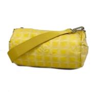 Pre-owned Nylon chanel-bags Chanel Vintage , Yellow , Dames