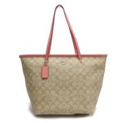 Pre-owned Coated canvas shoulder-bags Coach Pre-owned , Beige , Dames