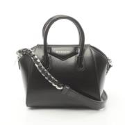 Pre-owned Leather handbags Givenchy Pre-owned , Black , Dames