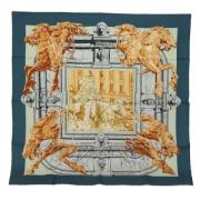 Pre-owned Silk scarves Hermès Vintage , Multicolor , Dames