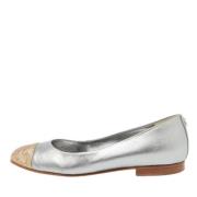 Pre-owned Leather flats Chanel Vintage , Gray , Dames