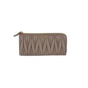 Pre-owned Leather clutches Miu Miu Pre-owned , Beige , Dames