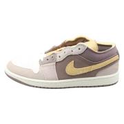 Taupe Haze Low SE Craft Sneakers Jordan , Beige , Heren