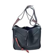 Pre-owned Leather shoulder-bags Loewe Pre-owned , Black , Dames