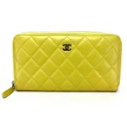 Pre-owned Leather wallets Chanel Vintage , Yellow , Dames