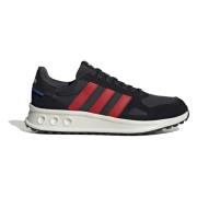 Run 84 Sneakers Adidas , Black , Heren