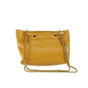 Pre-owned Leather chanel-bags Chanel Vintage , Yellow , Dames