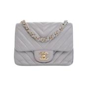 Pre-owned Leather handbags Chanel Vintage , Gray , Dames