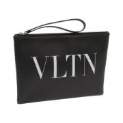 Pre-owned Leather clutches Valentino Vintage , Black , Dames