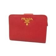 Pre-owned Leather wallets Prada Vintage , Red , Dames