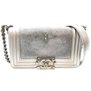 Pre-owned Leather chanel-bags Chanel Vintage , Gray , Dames