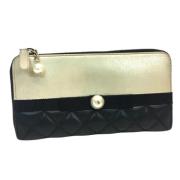 Pre-owned Leather wallets Chanel Vintage , Black , Dames