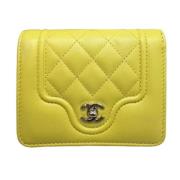 Pre-owned Leather wallets Chanel Vintage , Yellow , Dames